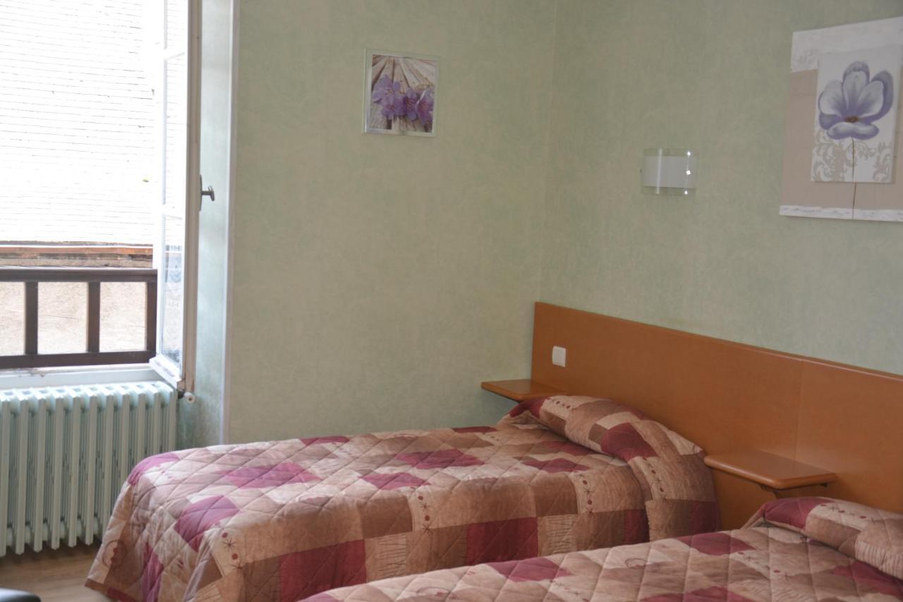Logis Hotel De France Arudy Eksteriør billede