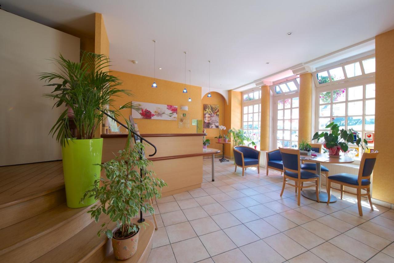 Logis Hotel De France Arudy Eksteriør billede