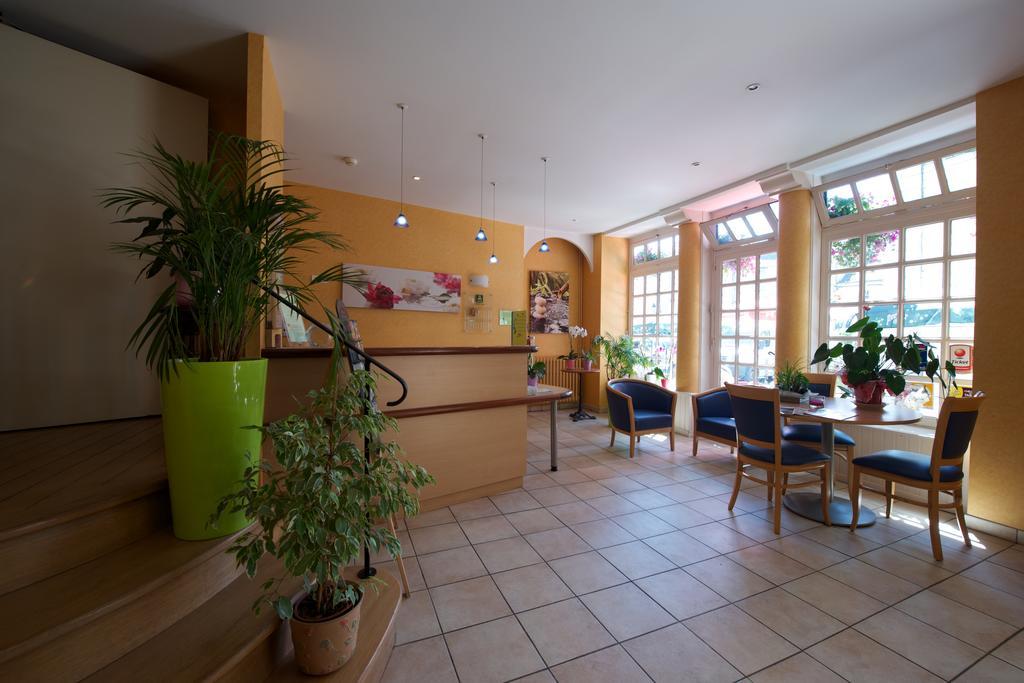 Logis Hotel De France Arudy Eksteriør billede