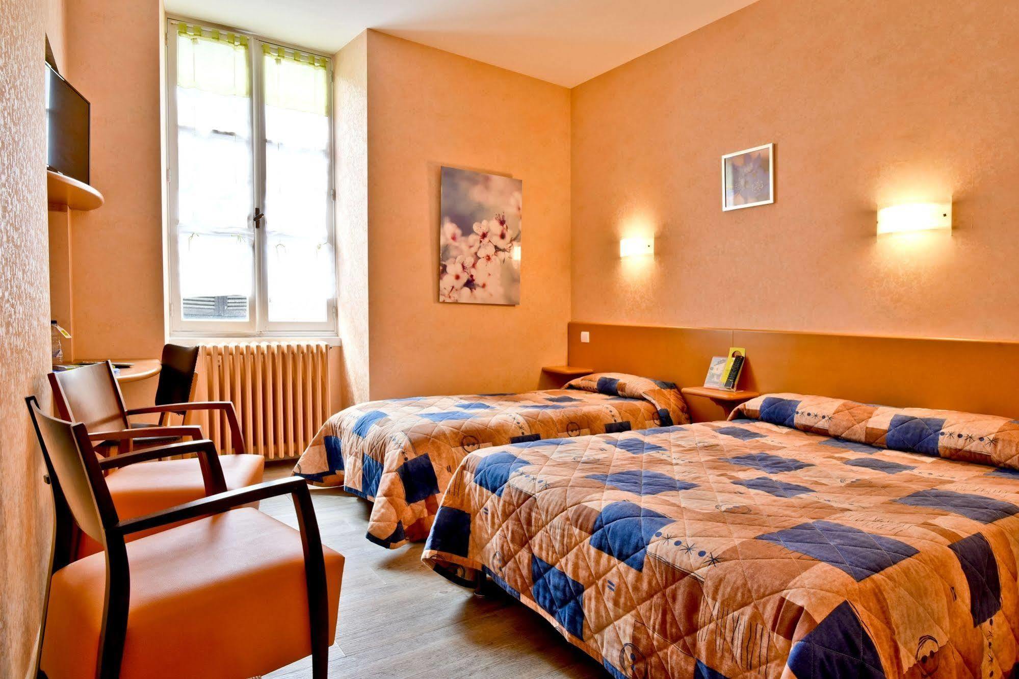 Logis Hotel De France Arudy Eksteriør billede