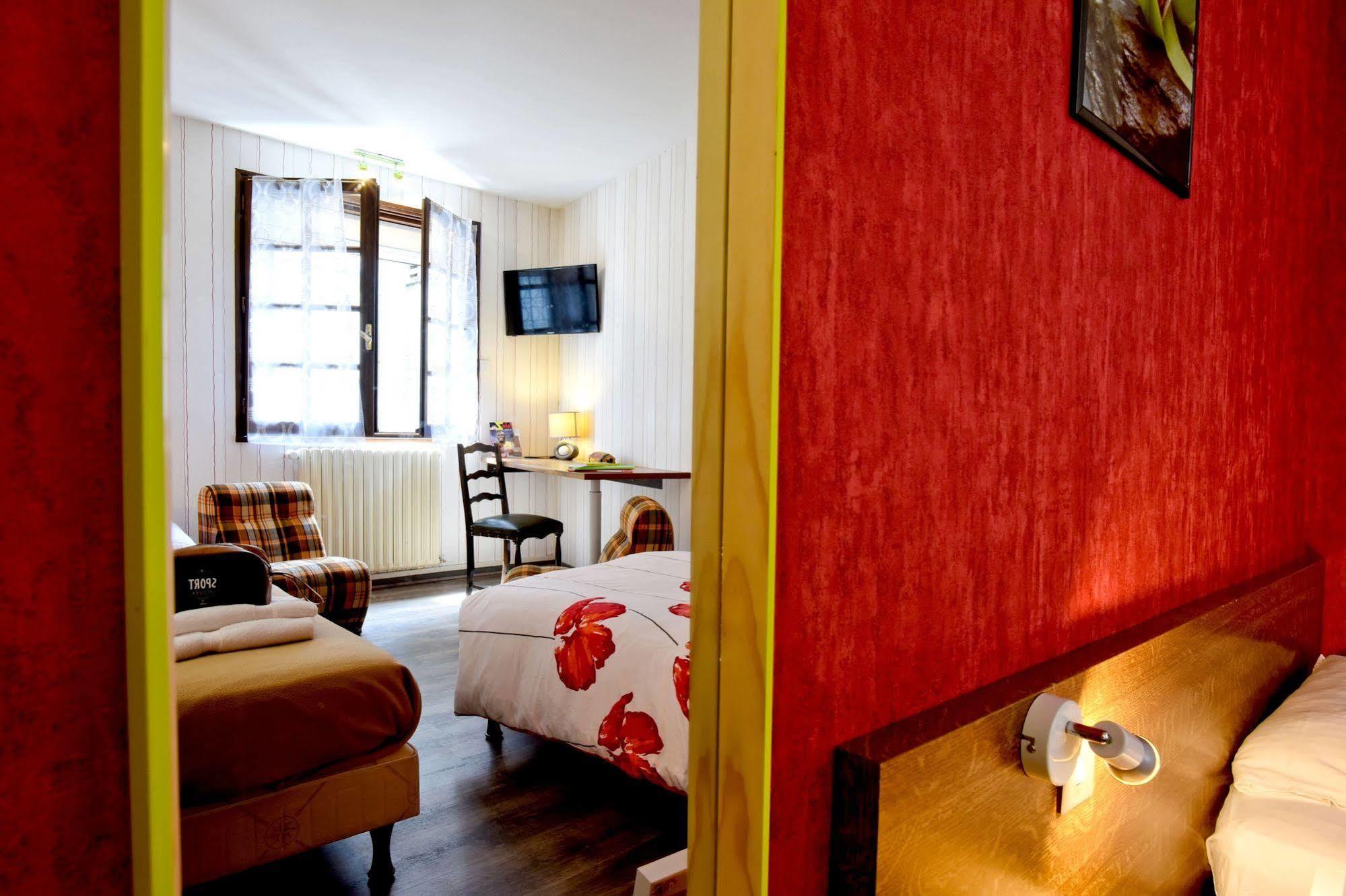 Logis Hotel De France Arudy Eksteriør billede