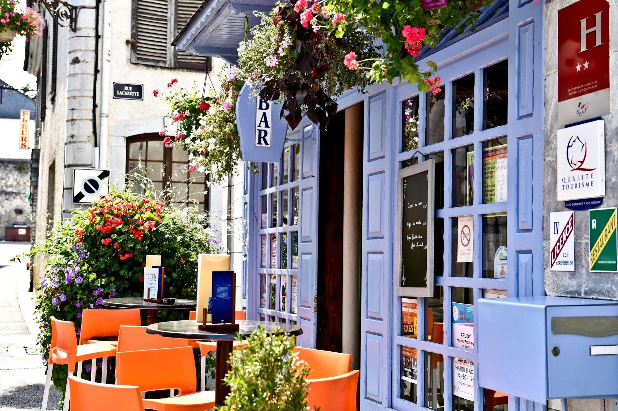 Logis Hotel De France Arudy Eksteriør billede
