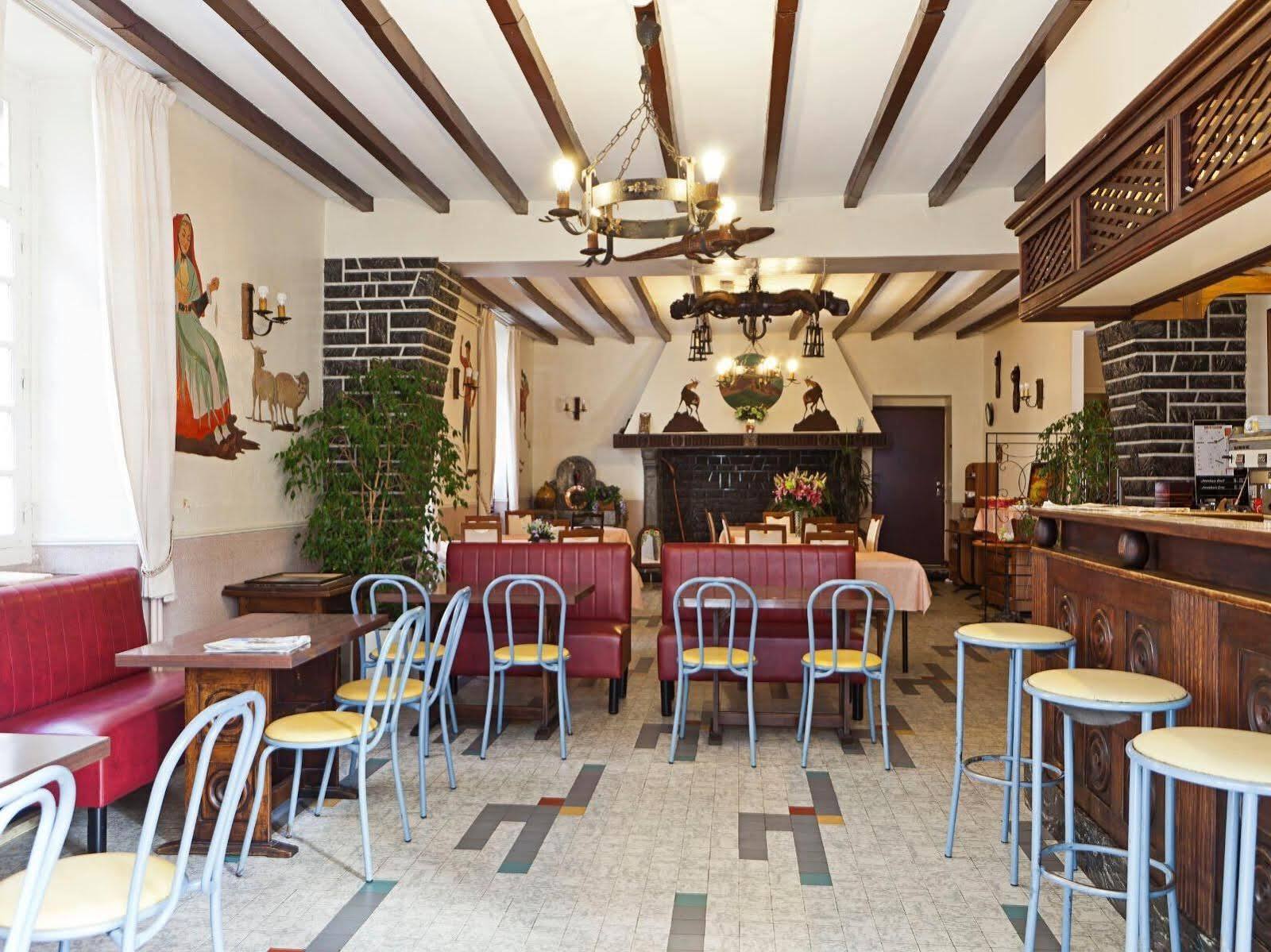 Logis Hotel De France Arudy Eksteriør billede